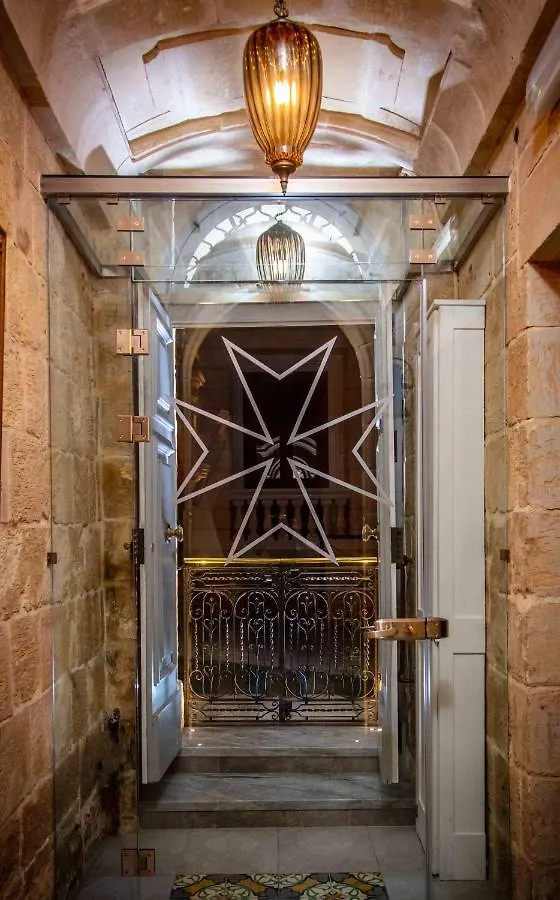 The 3Cities Auberge Cospicua Bed & Breakfast